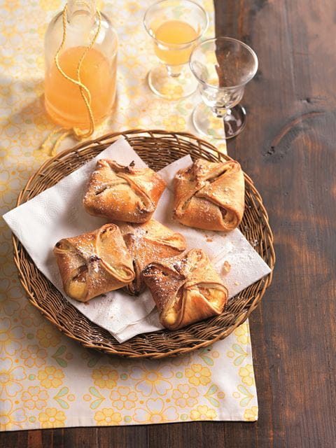 recipe image Mürbe Marillengolatschen