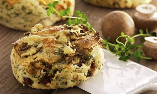 recipe image Würzige Kräuterfladen
