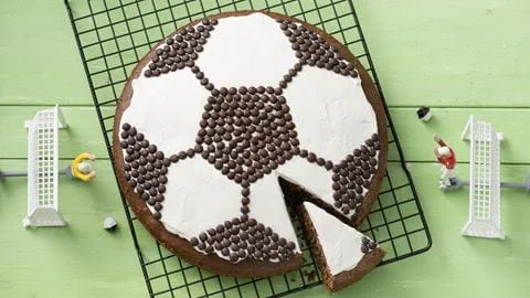 recipe image Fußballkuchen