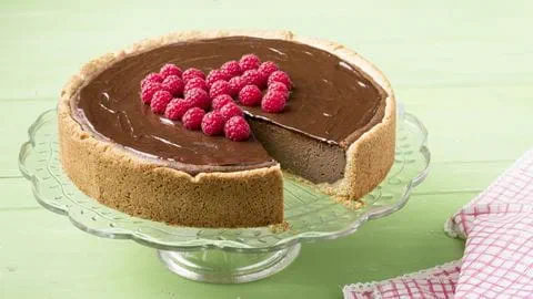 recipe image Nutella-Käsekuchen mit Himbeerherz