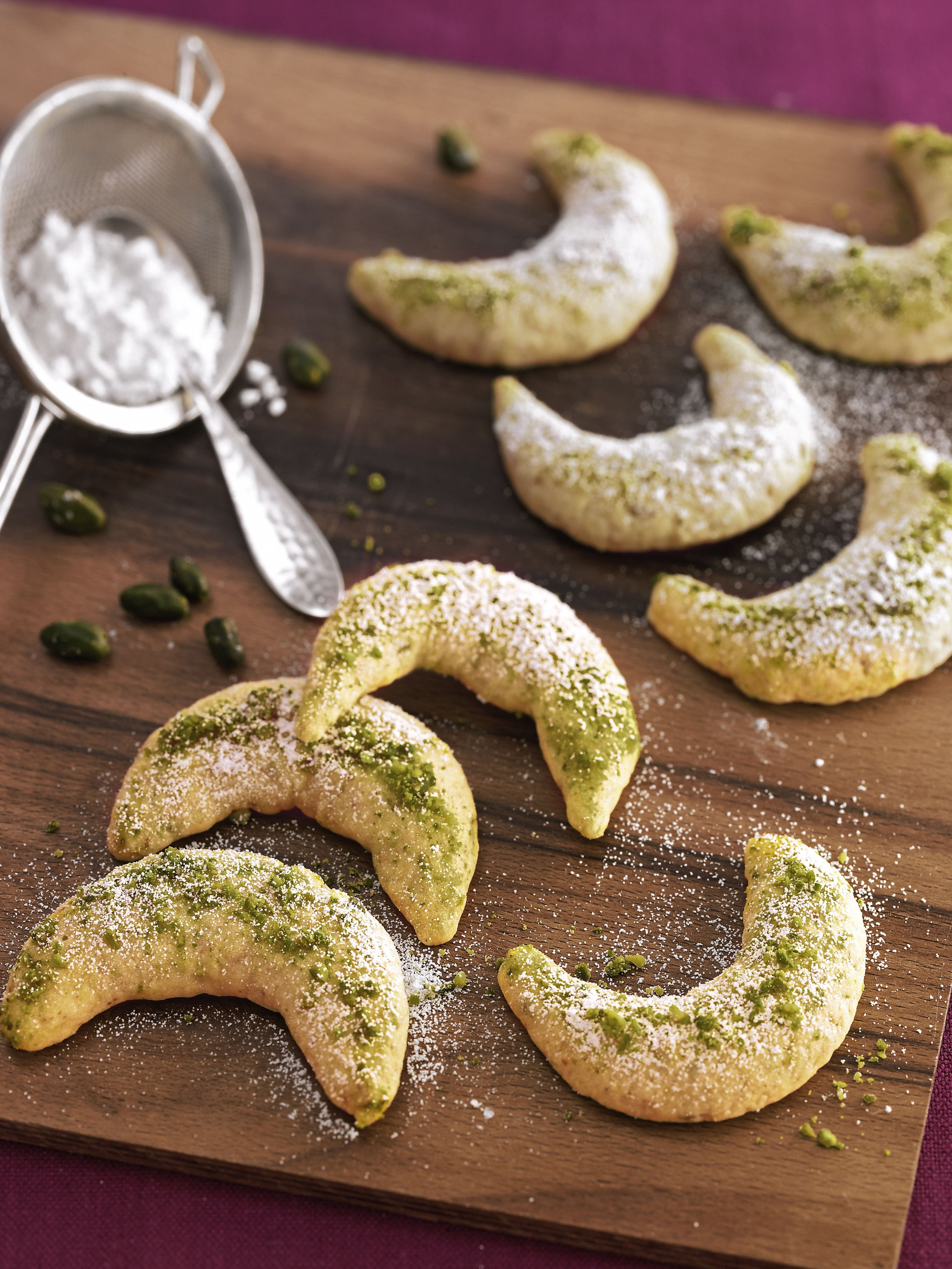 Vanillekipferl mit Pistazien | Thea