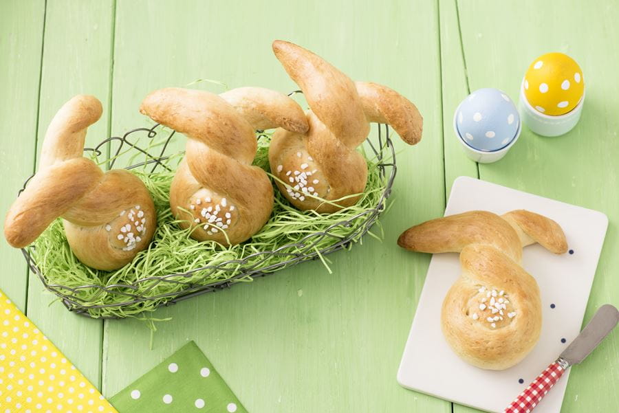 recipe image Osterhasen aus Germteig