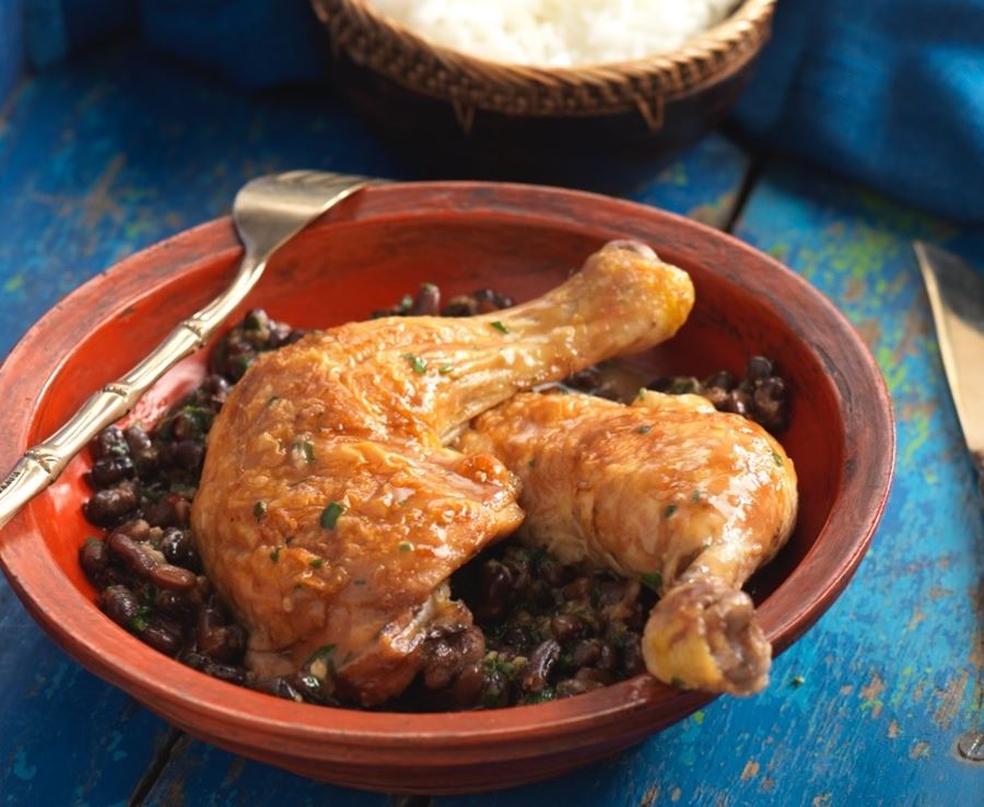 recipe image Huhn mit schwarzen Sojabohnen